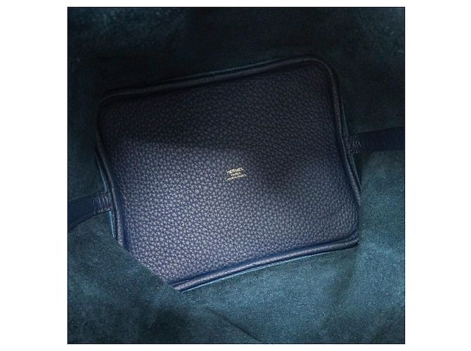 Hermès Bolsa Hermes Picotin Lock MM em Navy - vista 4