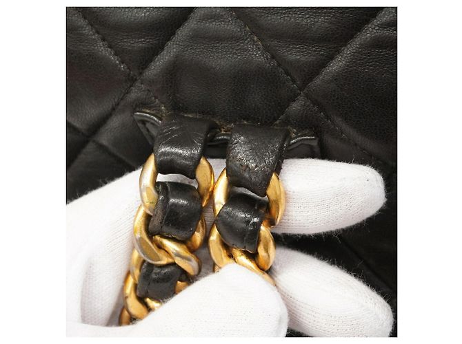 Mochila Chanel Matelassé em pele de cordeiro - vista 12