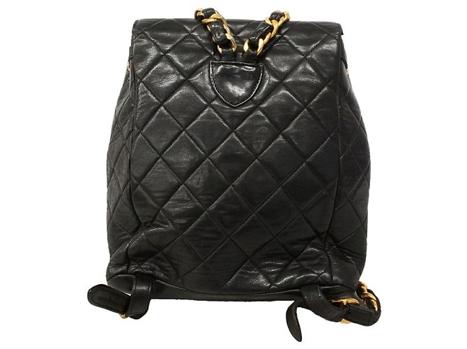 Mochila Chanel Matelassé em pele de cordeiro - vista 13