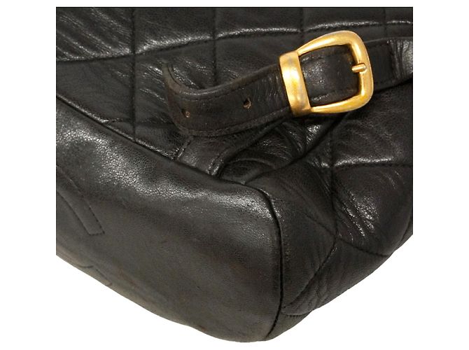 Mochila Chanel Matelassé em pele de cordeiro - vista 6