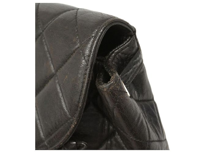 Mochila Chanel Matelassé em pele de cordeiro - vista 7
