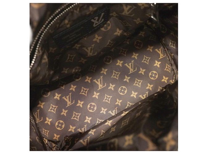 Borsa Louis Vuitton LV Pillow Speedy Bandoulière 25 - vista 4