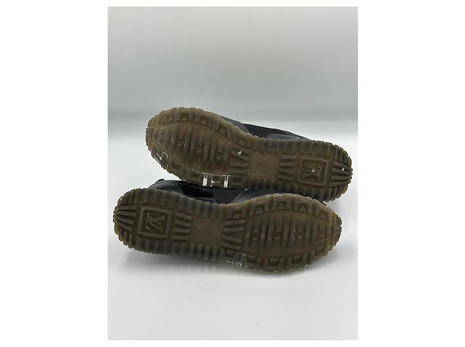 Louis Vuitton Run Away Sneaker - Ansicht 11