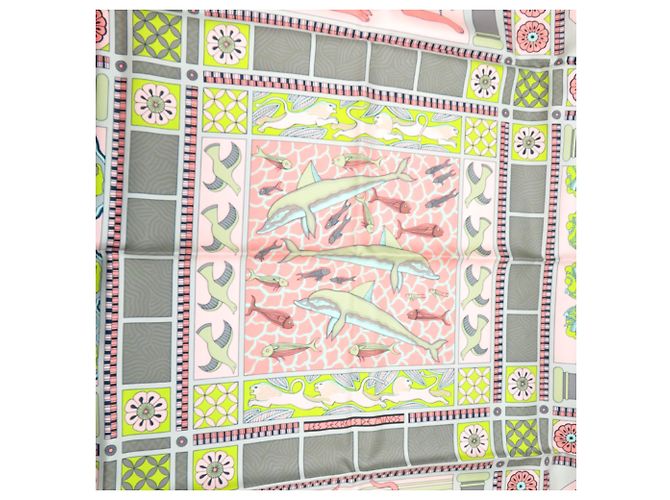 Hermès Hermes Carre 90 LES SECRETS DE MINOS Foulard da donna - vista 3