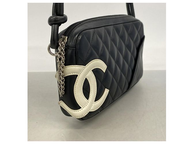 Chanel Cambon Schultertasche aus Lammleder - Ansicht 2