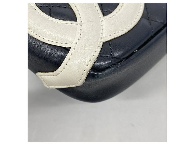 Chanel Cambon Schultertasche aus Lammleder - Ansicht 7