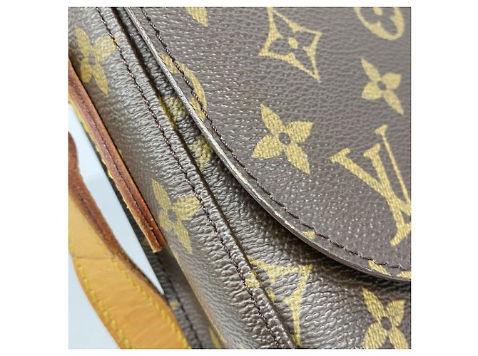 Bolsa de Ombro Louis Vuitton Monogram Saint Cloud GM - vista 8