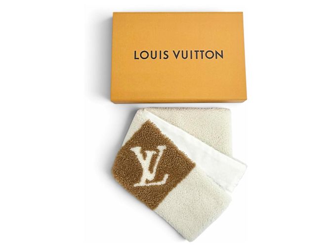 Louis Vuitton Neverfreeze Shirring Echarpe Stole - vue 2