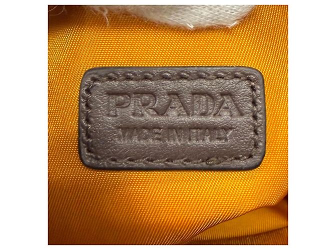 Bolsa de Ombro Prada 2ZT079 Speedlock em Nylon e Couro - vista 10