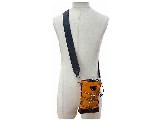 Bolsa de Ombro Prada 2ZT079 Speedlock em Nylon e Couro - vista 3