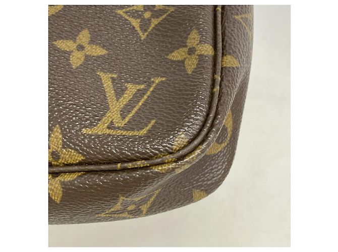 Sac Louis Vuitton Monogram Pochette Accessoires - vue 8
