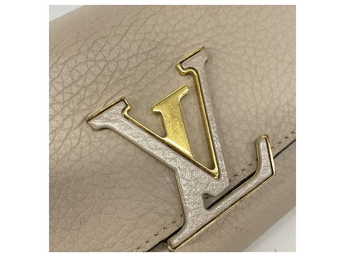 Capucines Louis Vuitton langes Portemonnaie in Galle - Ansicht 8