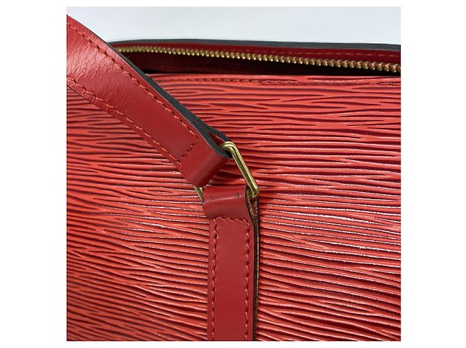 Bolsa Louis Vuitton Epi Soufflot - vista 9