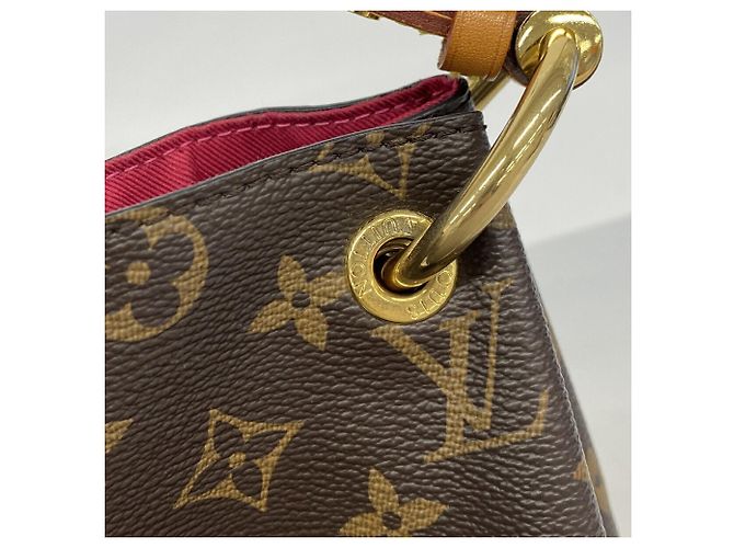 Louis Vuitton Monogram Graceful PM Shoulder Bag - view 8