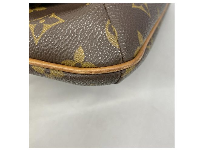Borsa a tracolla Louis Vuitton Monogram Musette Tango - vista 6