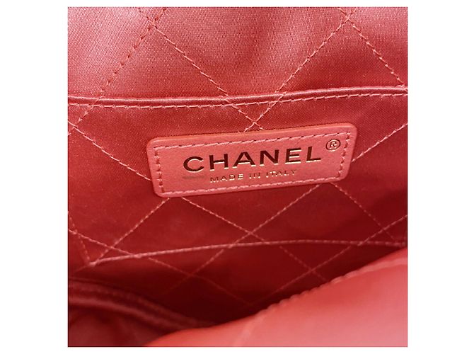 Chanel Matelassé Schultertasche mit Kette - Ansicht 5