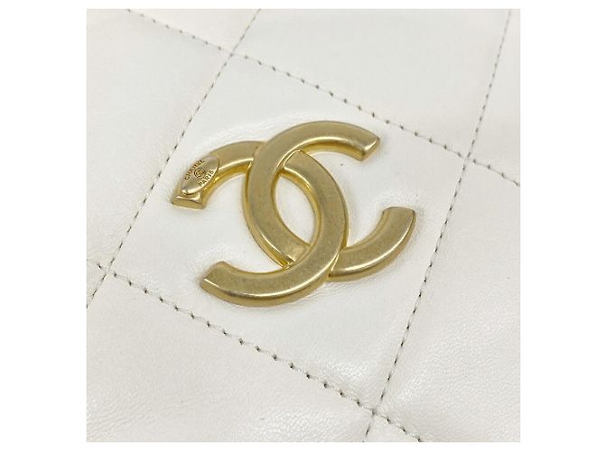 Chanel Matelassé Schultertasche mit Kette - Ansicht 8