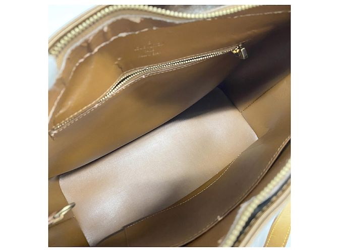Saco Tote Louis Vuitton Vernis Houston - vista 4