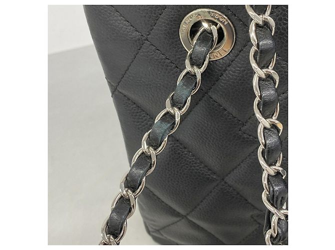 Bolso Tote Chanel de piel de becerro granulada negra - vista 6