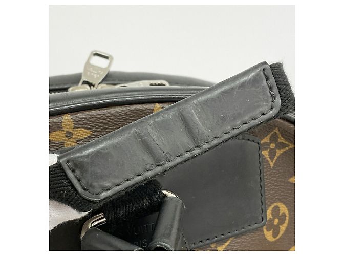 Mochila Louis Vuitton Monogram Macassar Josh - vista 9