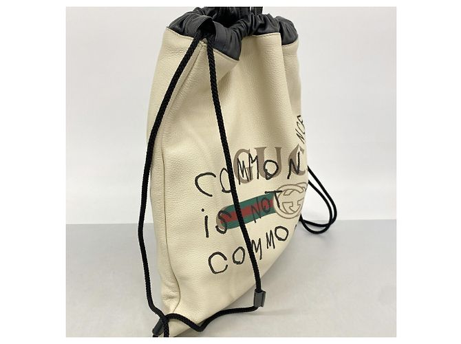 Mochila Gucci em couro marfim - vista 2