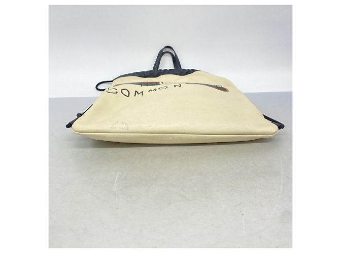 Mochila Gucci em couro marfim - vista 3