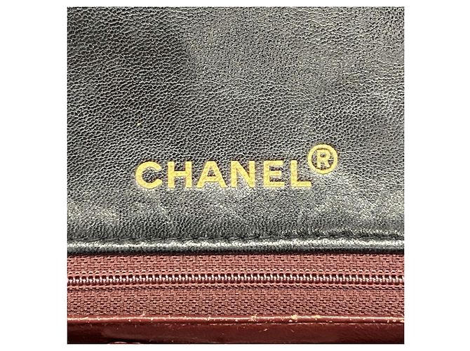 Chanel Matelassé Schultertasche mit Kette - Ansicht 5