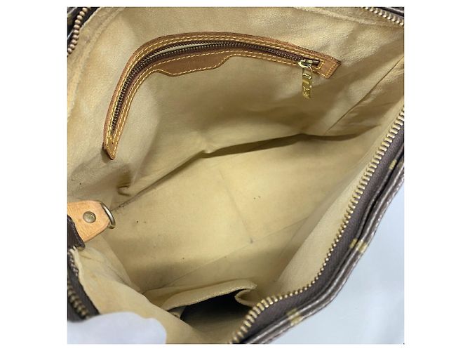 Louis Vuitton Monogram Looping GM Shoulder Bag - view 4