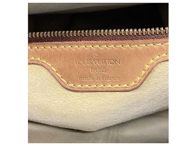 Louis Vuitton Monogram Looping GM Shoulder Bag - view 5