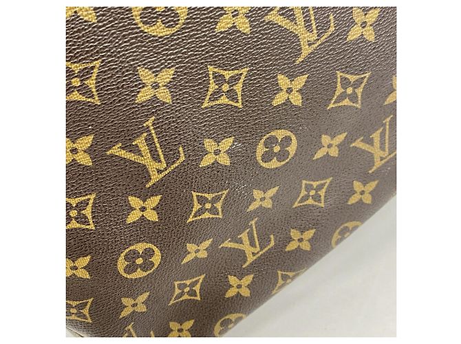 Louis Vuitton Monogram Looping GM Shoulder Bag - view 7