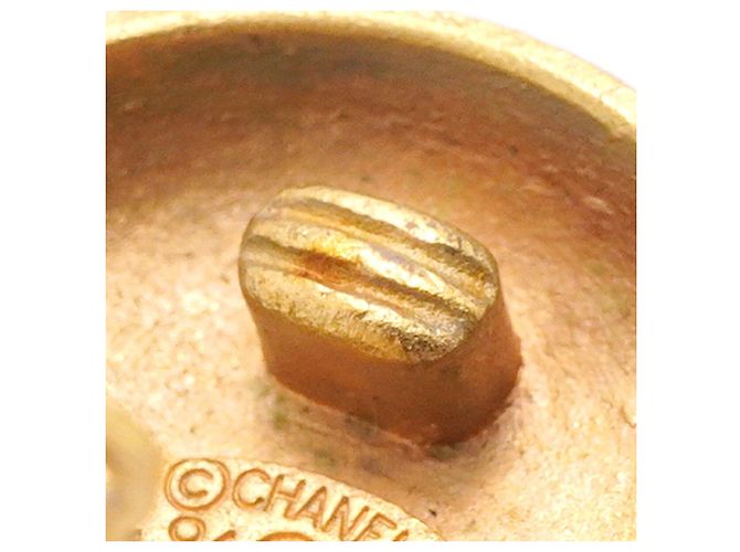 Boucles d'oreilles clips Chanel Gold - vue 7