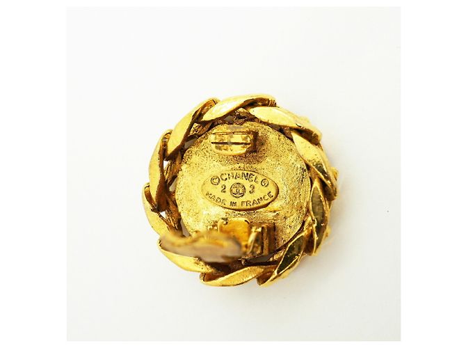 Chanel Gold Clip-Ohrringe mit Strasssteinen - Ansicht 4