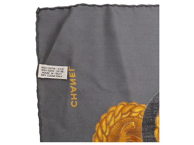 CHANEL Coco Mark Kettenschal mit Knopf - Ansicht 8