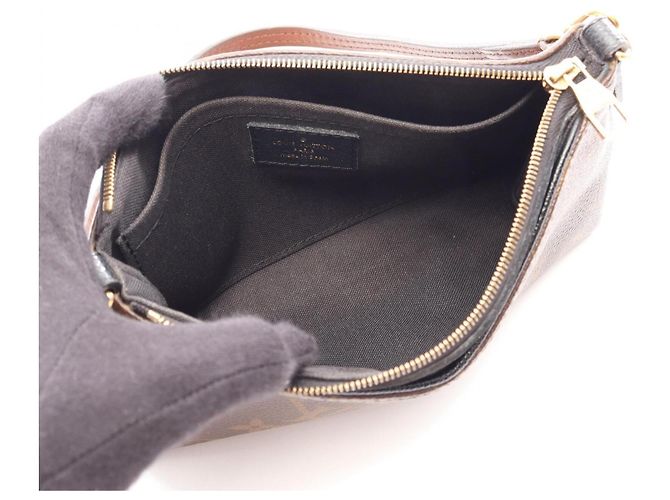 Bolso de mano 2 en 1 Louis Vuitton Pallas Clutch - vista 3