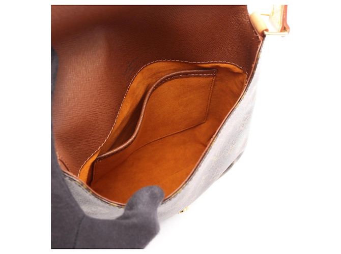 Bolso de hombro Louis Vuitton Musette Salsa - vista 3