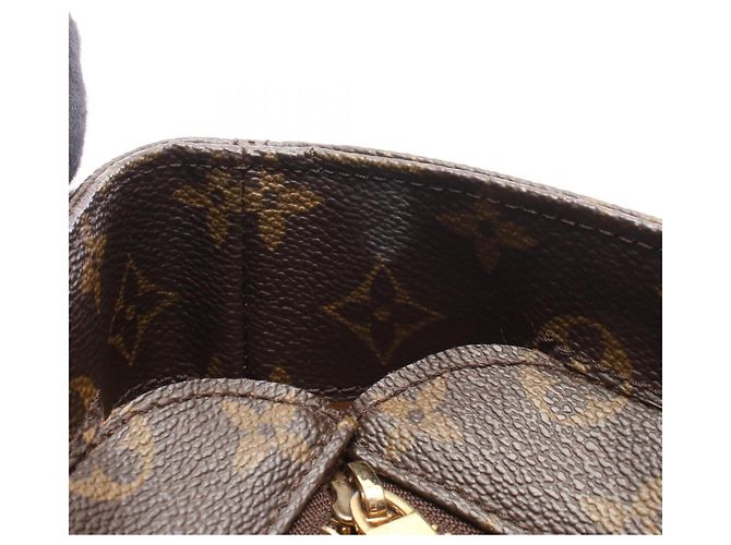 Louis Vuitton Luco Monogram Tote Bag - view 7