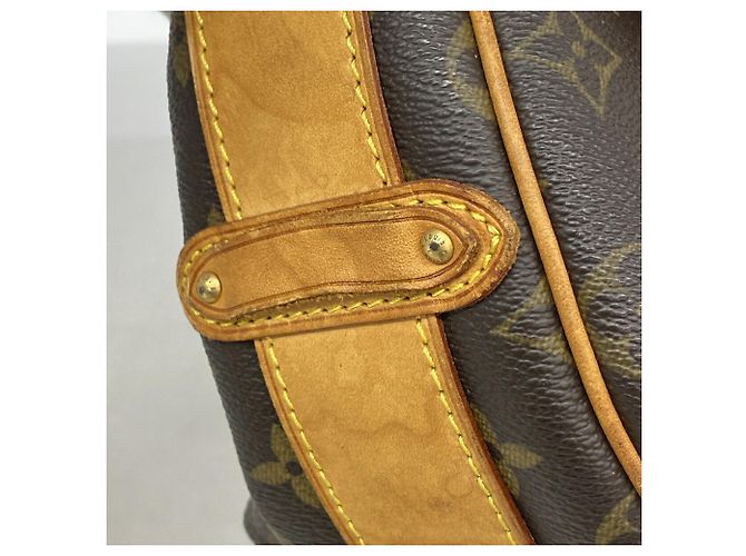 Sac à épaule Louis Vuitton Monogram Tulum GM - vue 7