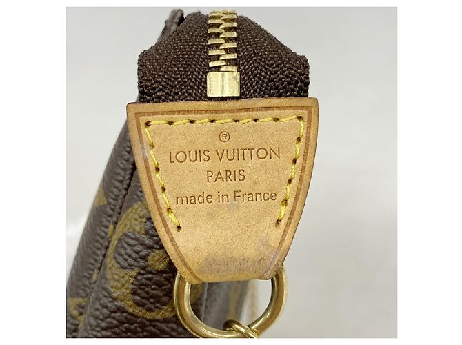 Louis Vuitton Monogram Mini Pochette Accessoires - vista 5