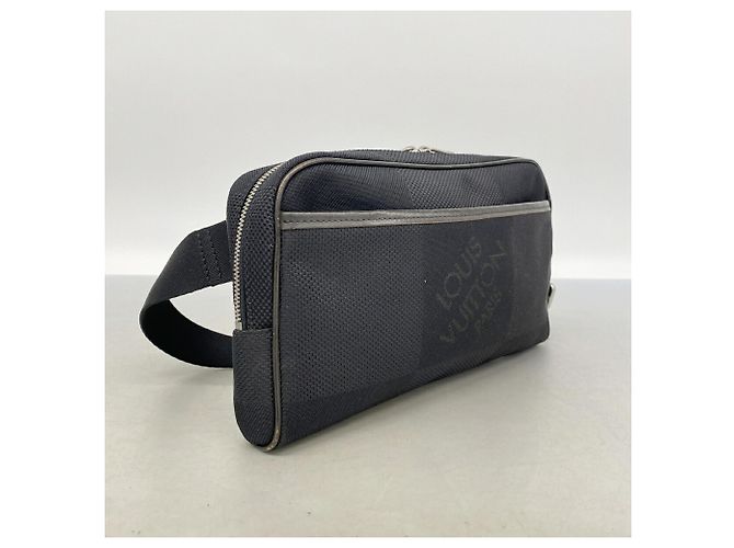 Louis Vuitton Damier Géant Acrobat Waist Bag - view 2