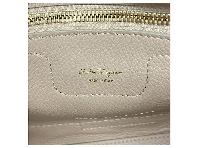 Salvatore Ferragamo Gancini Lederhandtasche - Ansicht 5