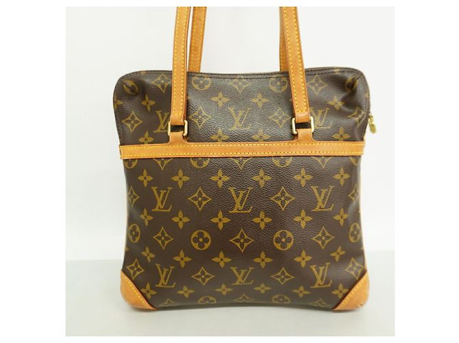 Sac à épaule Louis Vuitton Monogram Coussin GM - vue 10