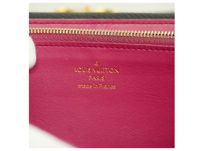 Louis Vuitton Long Wallet in Noir - view 4