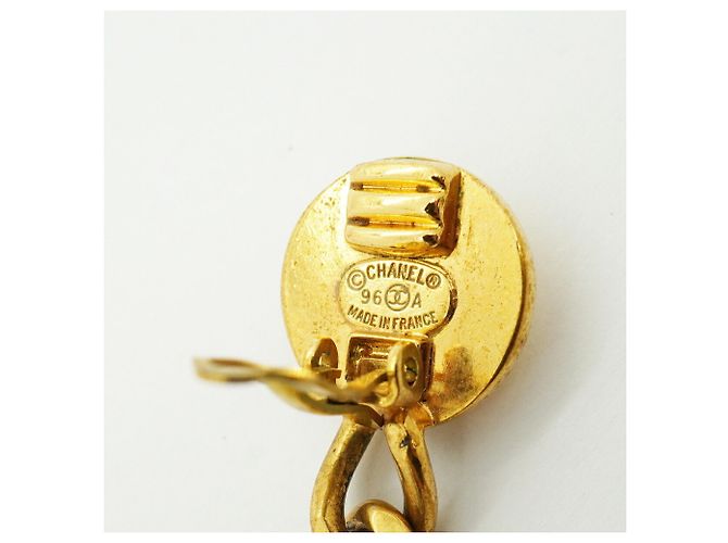Pendientes de clip Chanel chapados en oro - vista 4