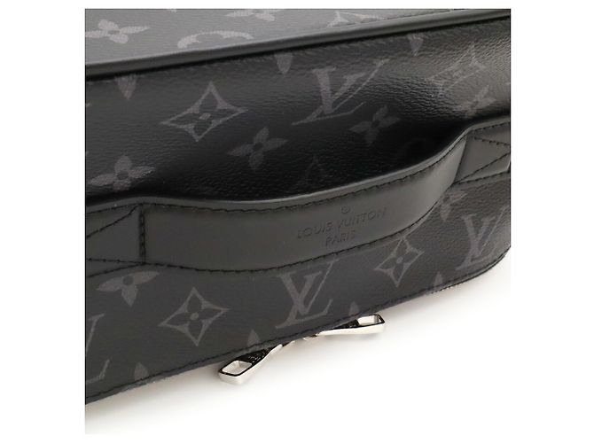 Necessaire Louis Vuitton Monogram Eclipse - vista 5
