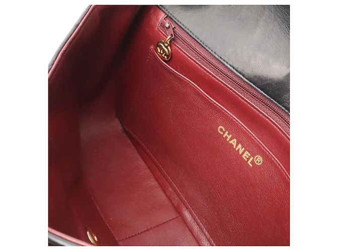 Chanel Diana 22 Matelassé Coco Mark Chain Schultertasche - Ansicht 8