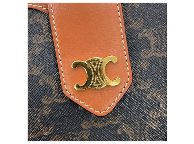 Céline Borsa a tracolla in pelle Celine Triomphe Heart - vista 11