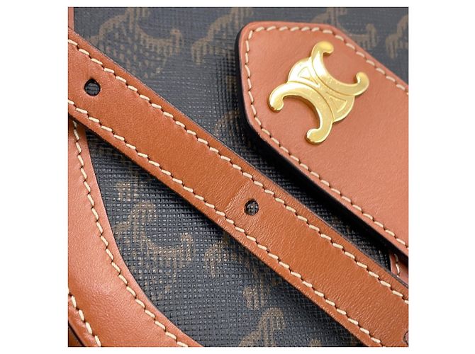 Céline Borsa a tracolla in pelle Celine Triomphe Heart - vista 9