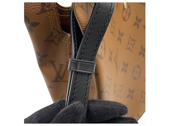 Borsa Louis Vuitton Monogram Reverse Atlantis BB - vista 13
