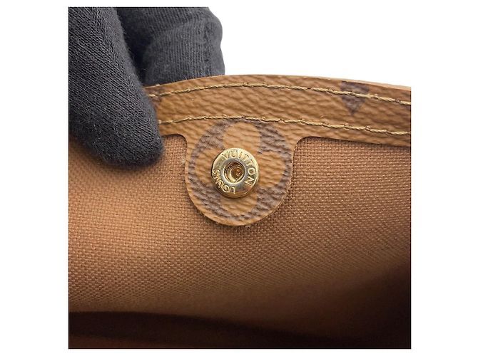 Borsa Louis Vuitton Monogram Reverse Atlantis BB - vista 16