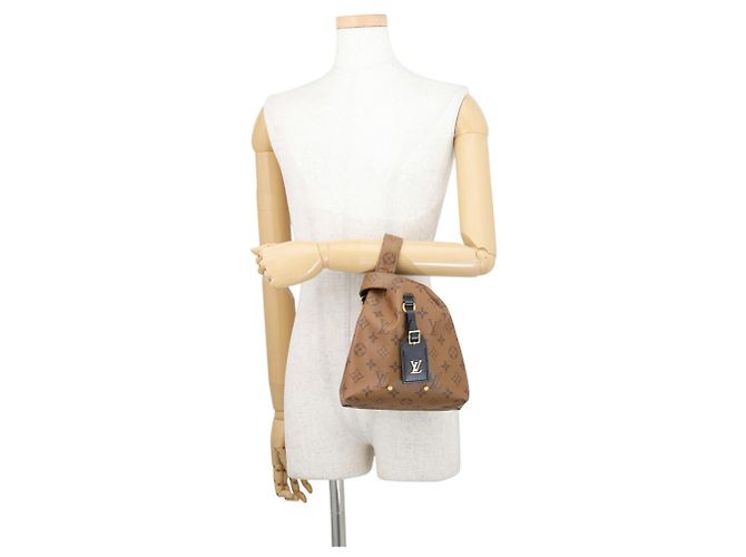 Borsa Louis Vuitton Monogram Reverse Atlantis BB - vista 4